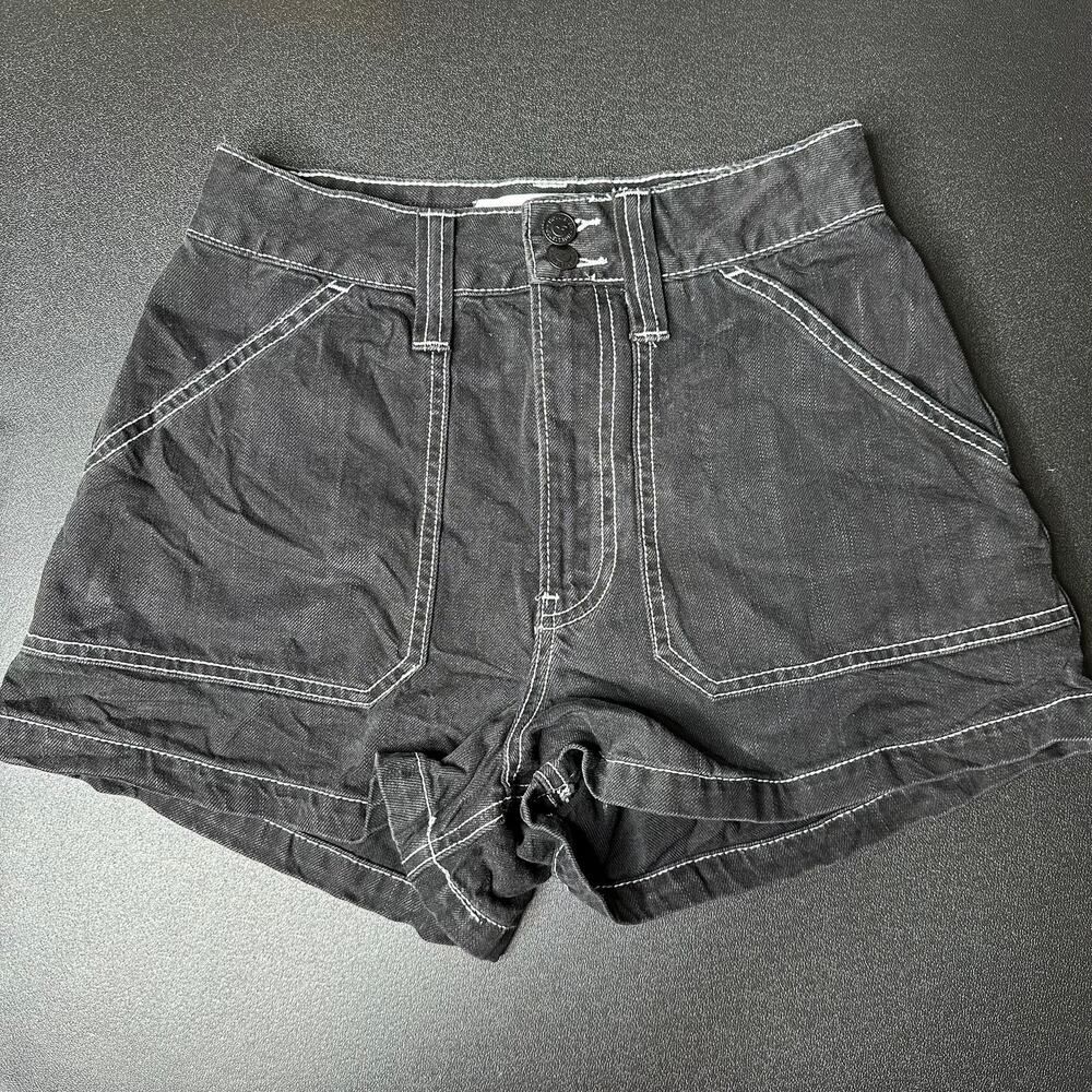 Hollister Curvy Ultra High Rise Vintage Relaxed Denium Mom Shorts Waist 26 Black